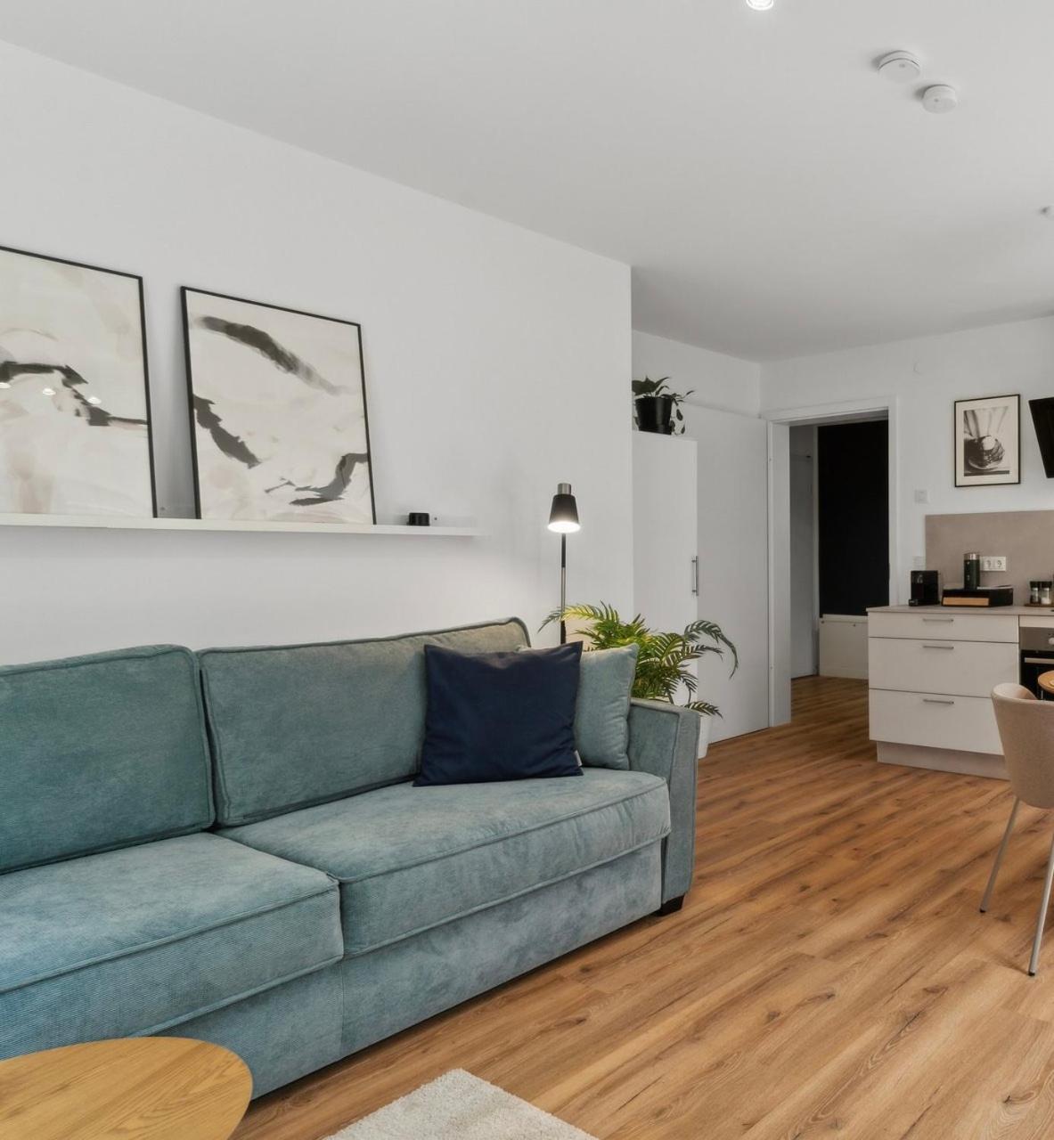 Deluxe Apartment In Bielefeld City Mit Parkplatz Und Terrasse Bagian luar foto